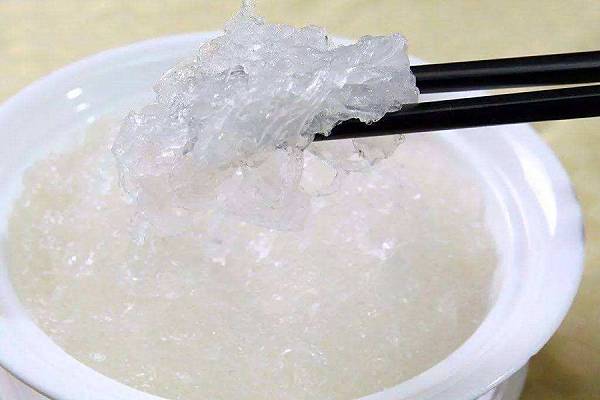 炖燕窝用冷水还是热水