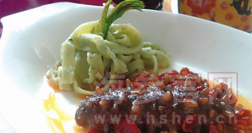 剁椒干捞海参面做法