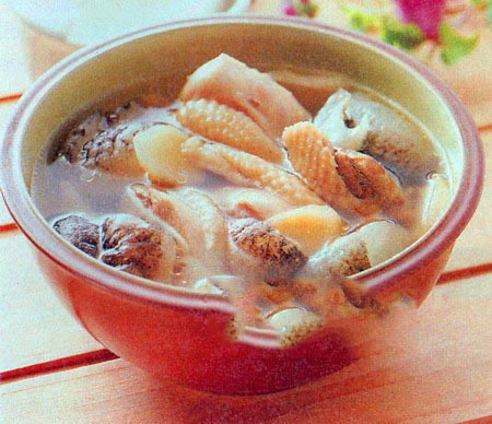 海参炖鸡汤的做法