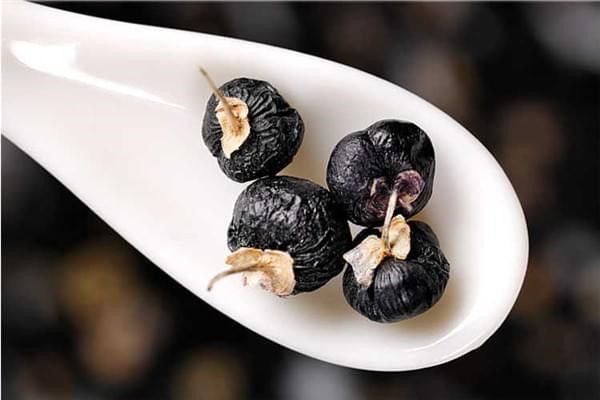 黑枸杞什么季节吃最好