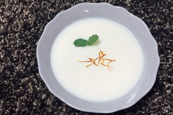 藏红花酸奶
